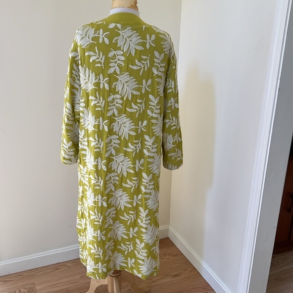 New! Zara women’s XS-S lime green embroidered leaves long kimono with pockets. - Picture 4 of 15